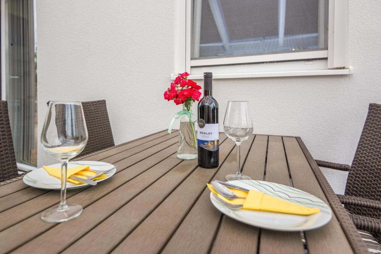 Zilip Apartments Вир Екстер'єр фото